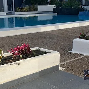 https://cristian-puerto-del-carmen-los-delfines.in-canary-islands.com