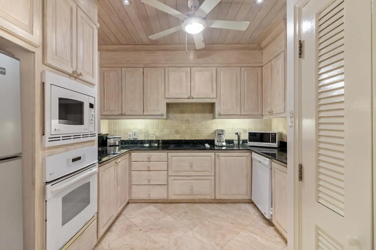 Seabreeze Supernova Apartment Saint Peter